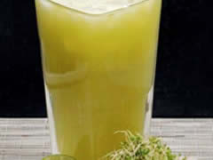 Agua de limón con alfalfa: depurativa y desintoxicante